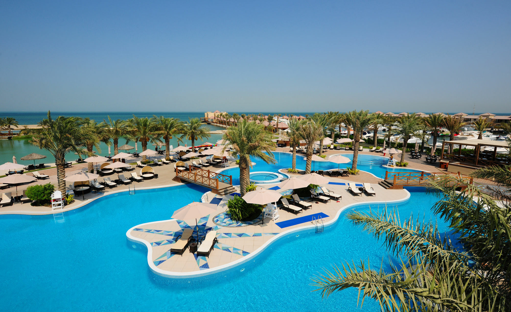 Albander Hotel & Resort Sitrah Extérieur photo